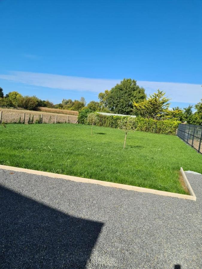 Le Petit Gite Du Mont Beauvoir  Luaran gambar
